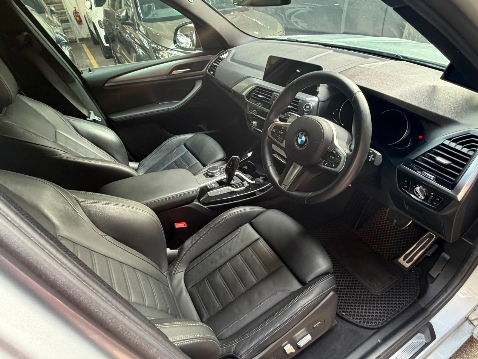 BMW X3 sDrive20i M Sport photo 7